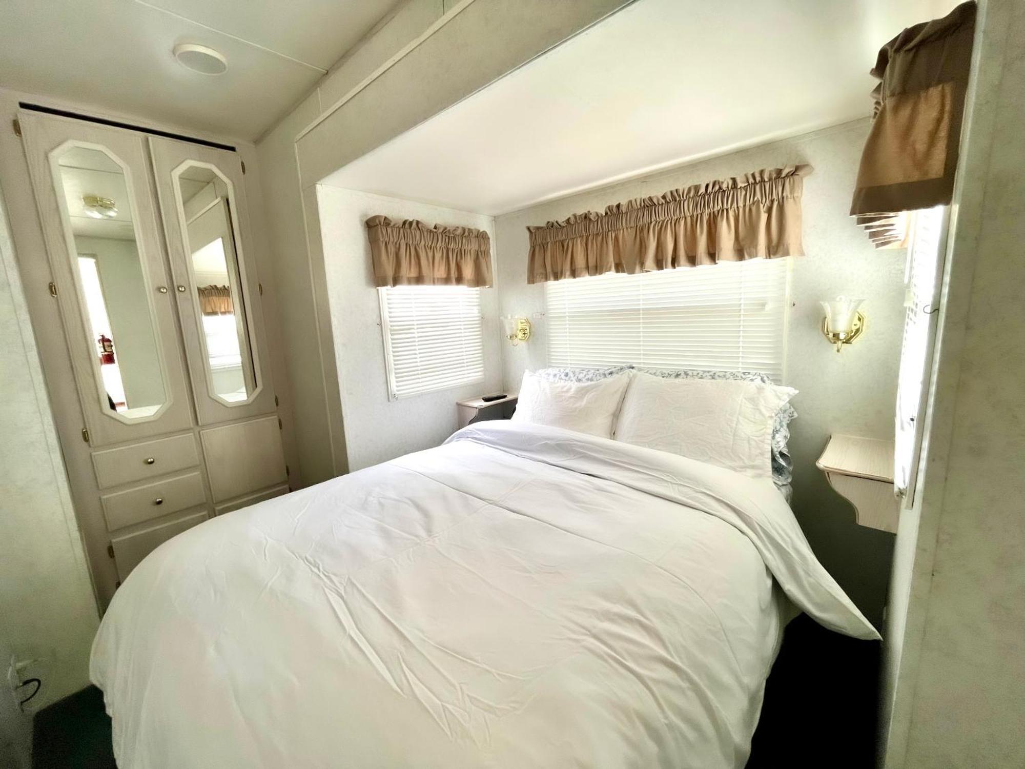 קווסנל Roberts Roost Resort מראה חיצוני תמונה